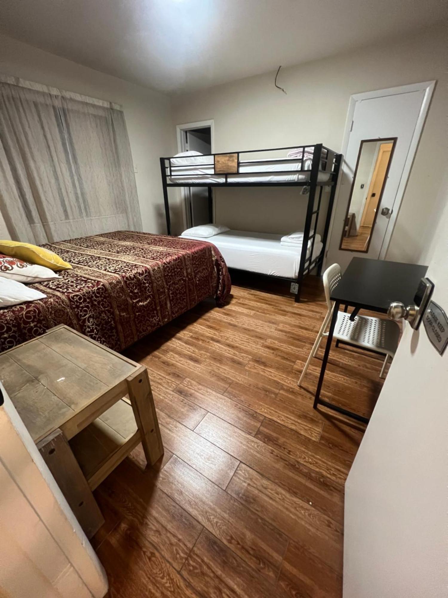 Private Inside Shared - Vida Homestay Miami